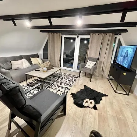 Nest Tarcin * Hadžići